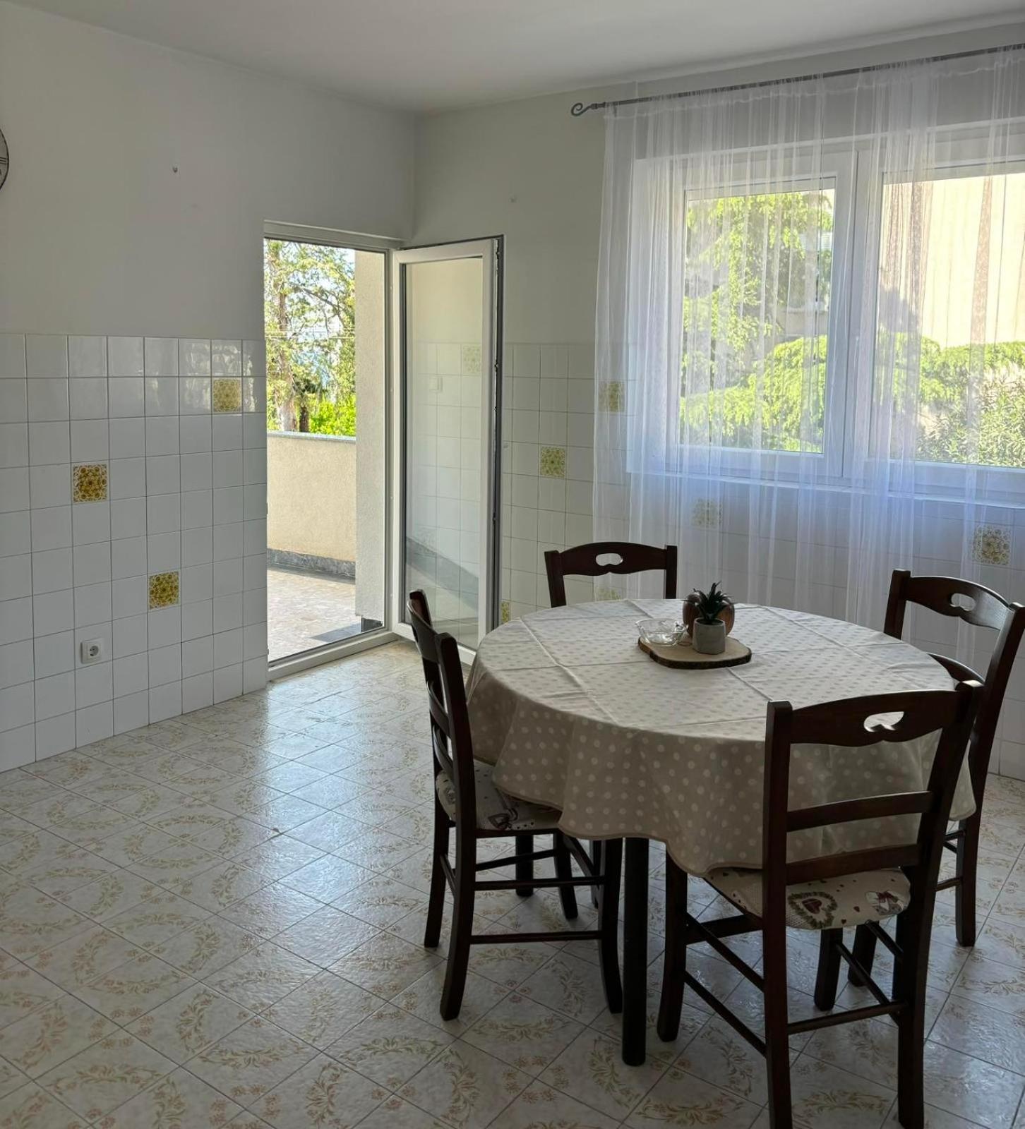 Helen Apartments Crikvenica Exterior photo