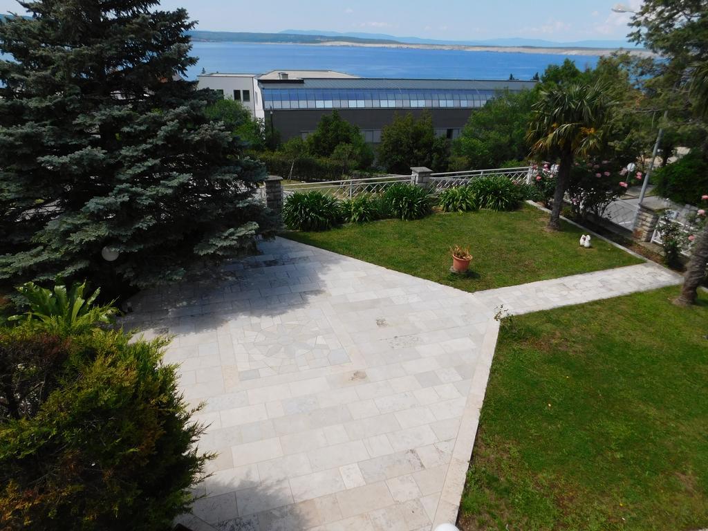 Helen Apartments Crikvenica Exterior photo